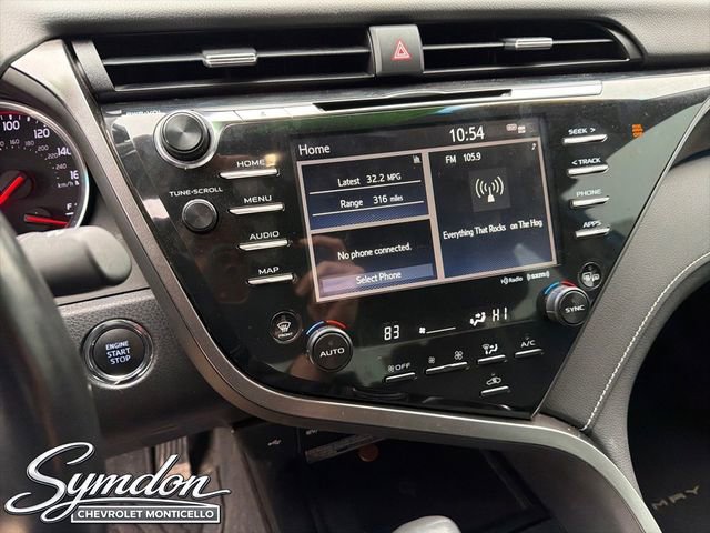 Used 2020 Toyota Camry XSE image 12