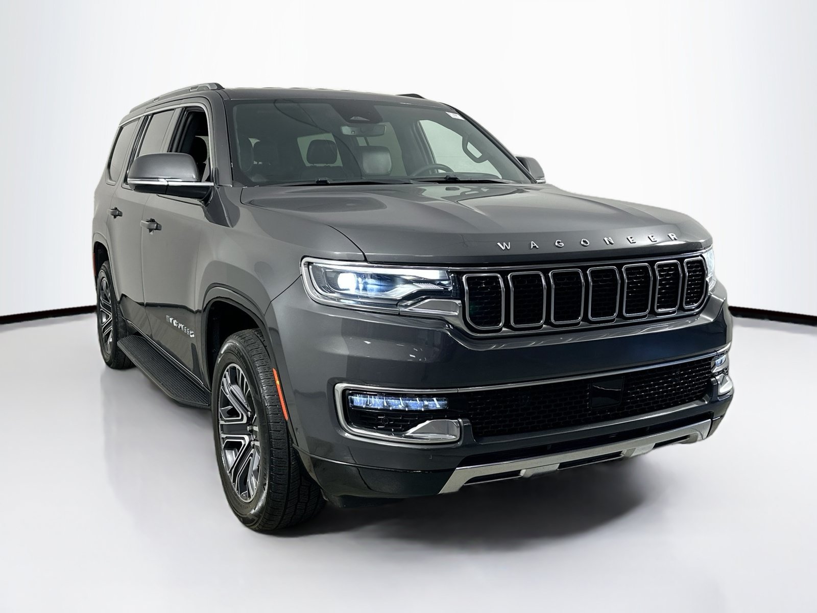 Used 2022 Jeep Wagoneer Series III w/ Flexible Seating Group RWD image 3