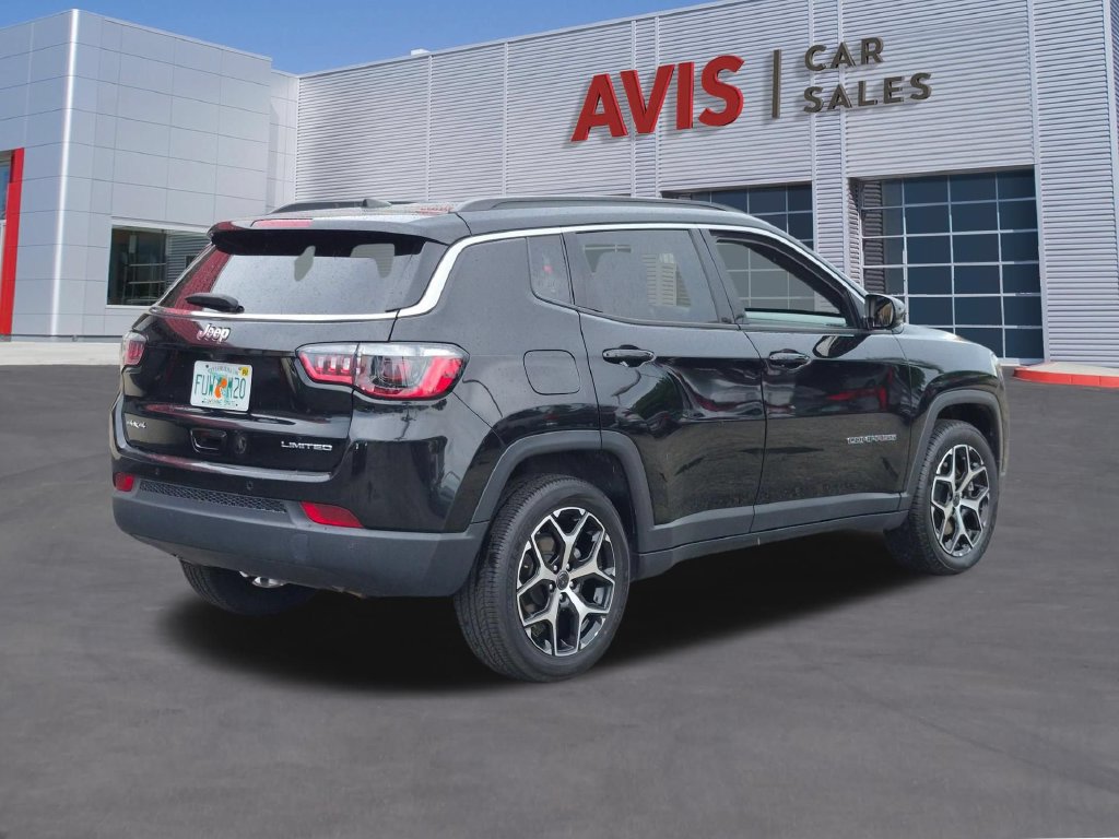 Used 2025 Jeep Compass Limited AWD/4WD image 6