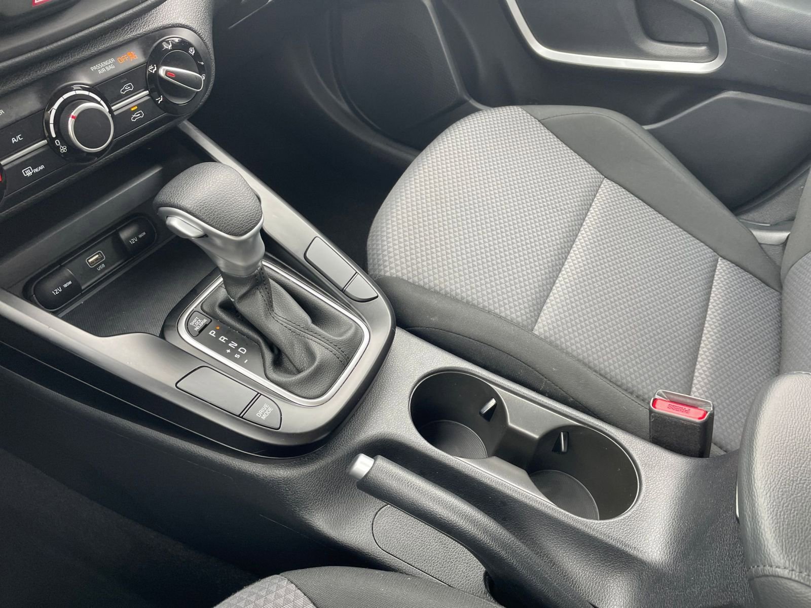 Used 2025 Kia Soul LX w/ LX Technology Package image 39