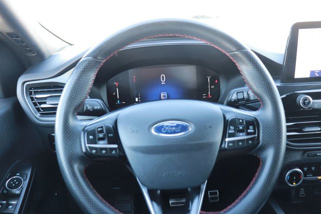 Used 2024 Ford Escape ST-Line image 16