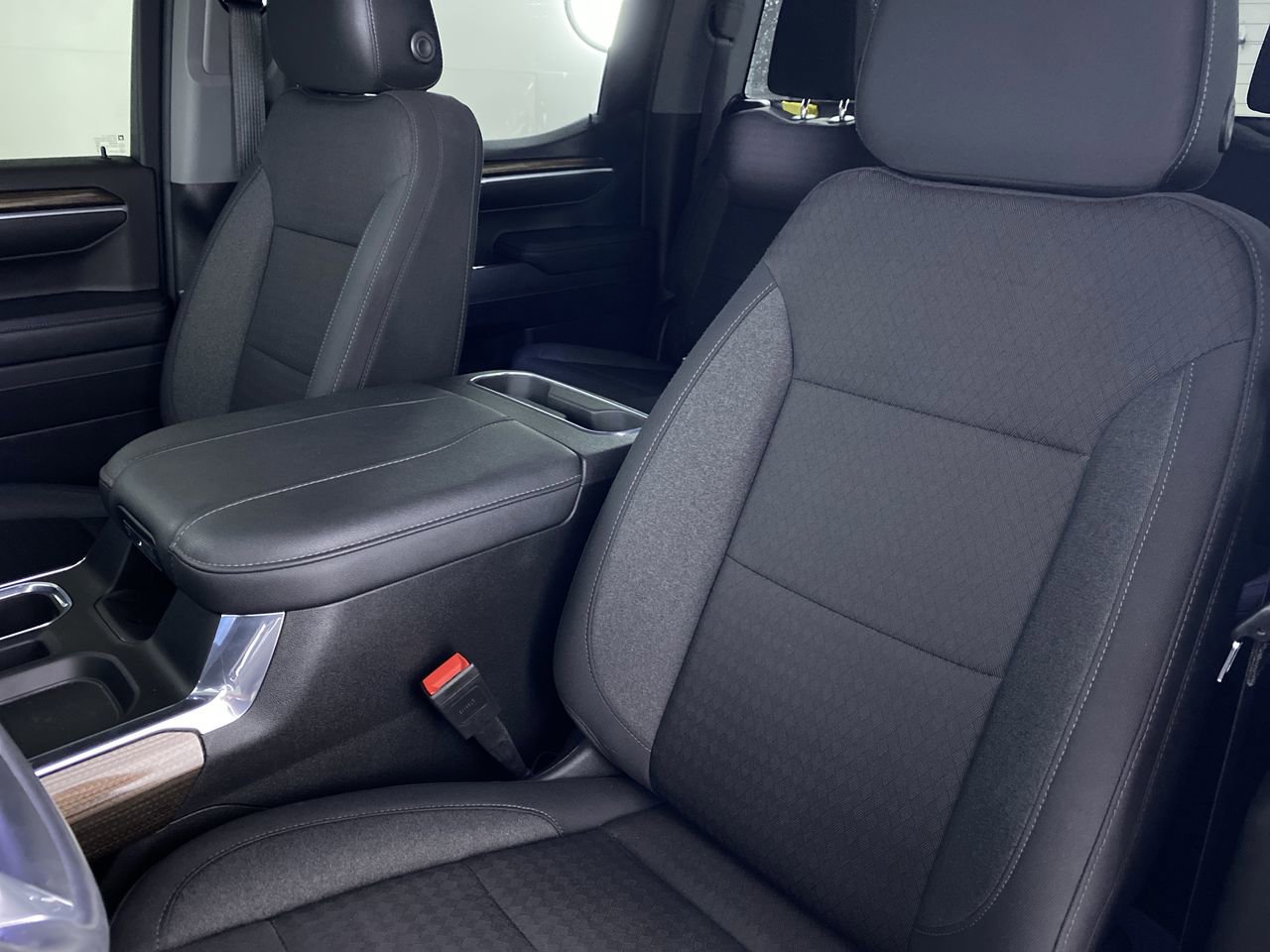 Used 2023 Chevrolet Silverado 1500 RST w/ Z71 Off-Road Package image 20