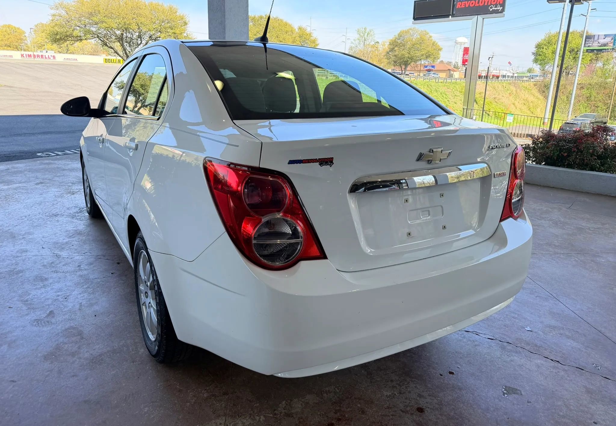 Used 2013 Chevrolet Sonic LT image 4