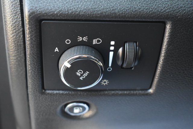 Used 2020 Jeep Grand Cherokee Altitude AWD/4WD image 24