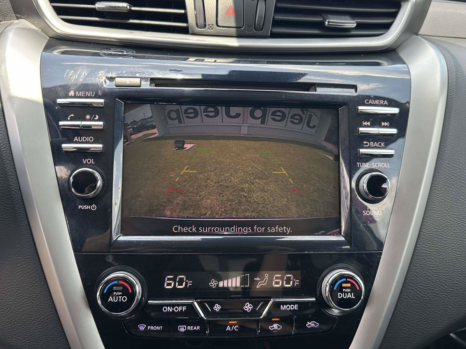 Used 2020 Nissan Murano SV AWD/4WD image 10