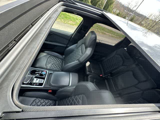 Used 2021 Audi SQ7 Prestige AWD/4WD image 6