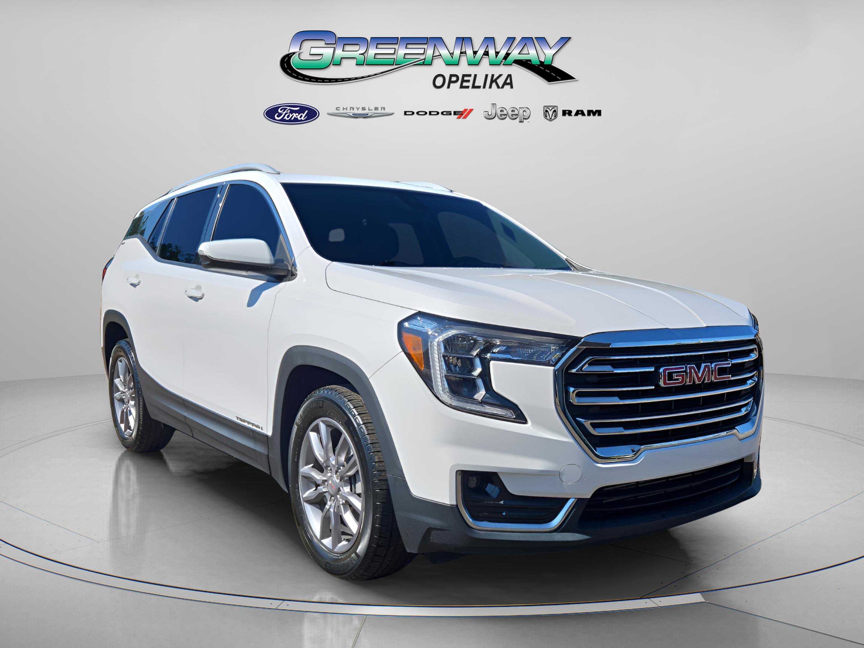 Used 2022 GMC Terrain SLT