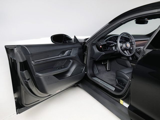Certified 2025 Porsche Taycan AWD/4WD image 26