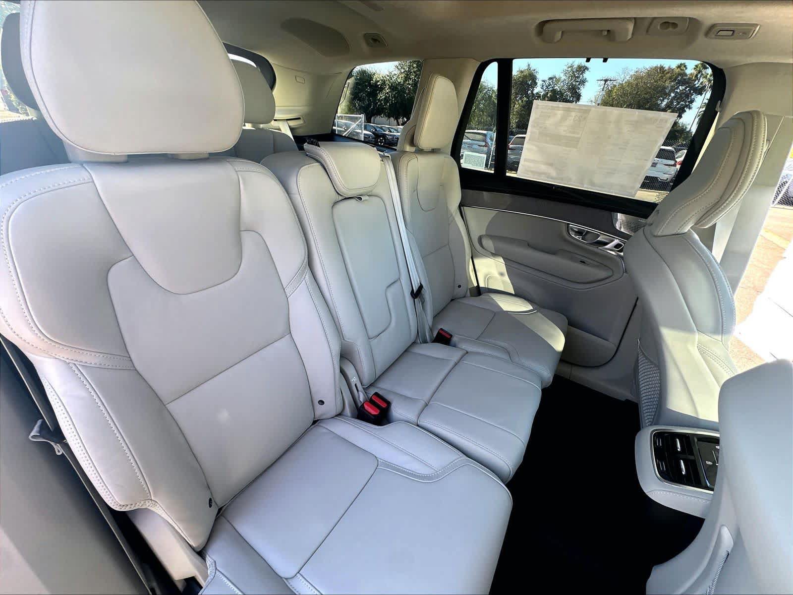 New 2027 Volvo XC90 B6 Ultra AWD/4WD image 27