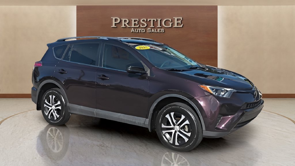 Used 2018 Toyota RAV4 LE FWD image 35