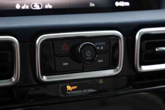 New 2026 Nissan Sentra SL w/ Floor Mat Package FWD image 13