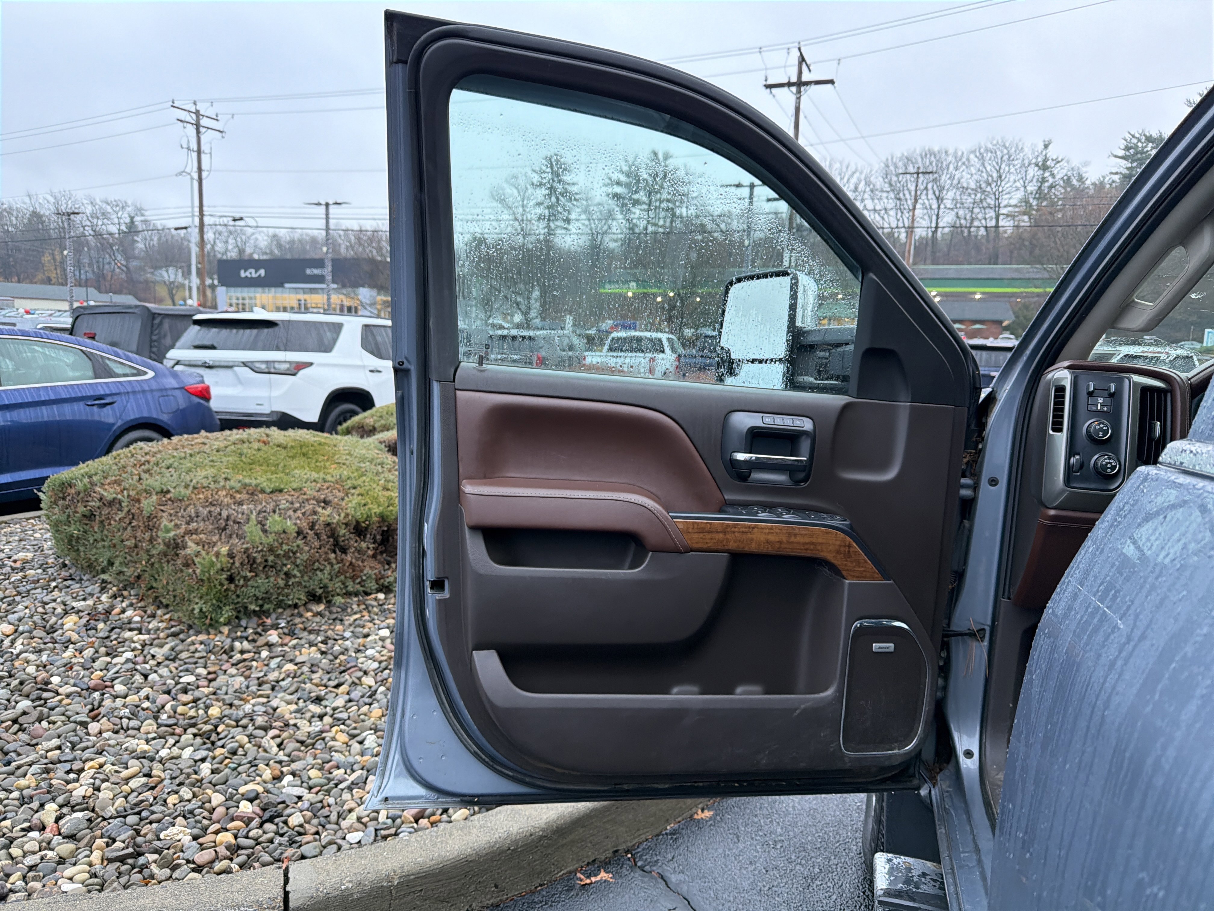 Used 2016 Chevrolet Silverado 2500 High Country image 11