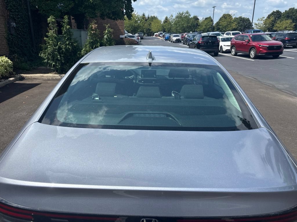 Certified 2023 Honda Accord EX image 9