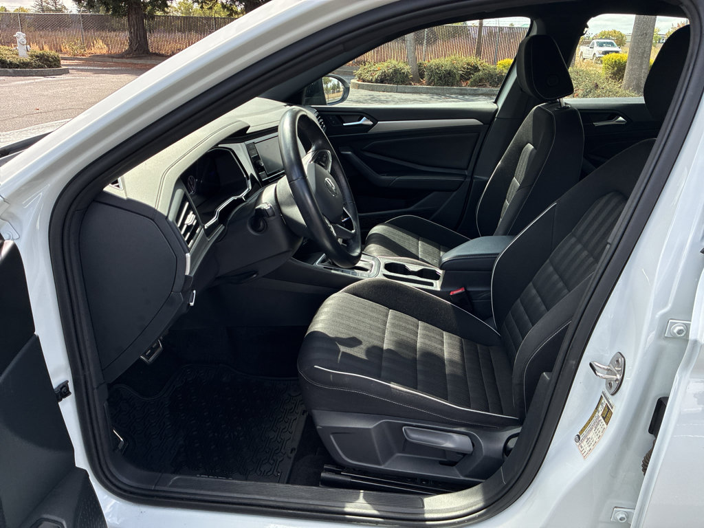 Used 2023 Volkswagen Jetta Sport FWD image 19