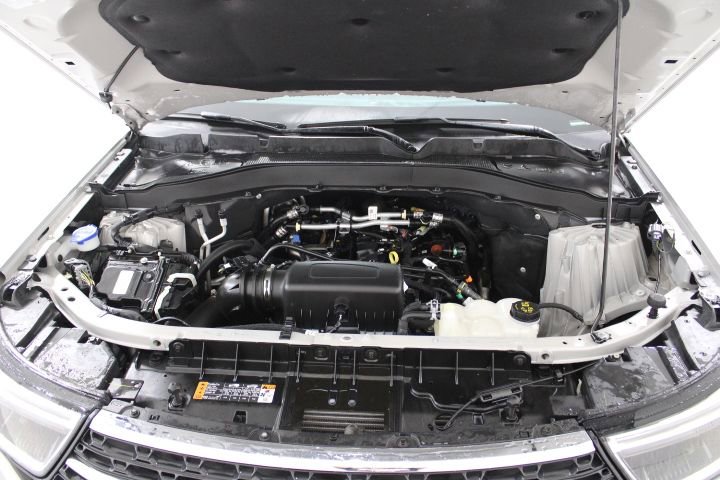 Used 2023 Ford Explorer XLT w/ Equipment Group 202A image 45