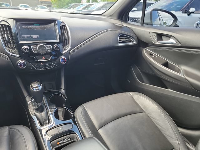 Used 2016 Chevrolet Cruze Premier FWD image 10
