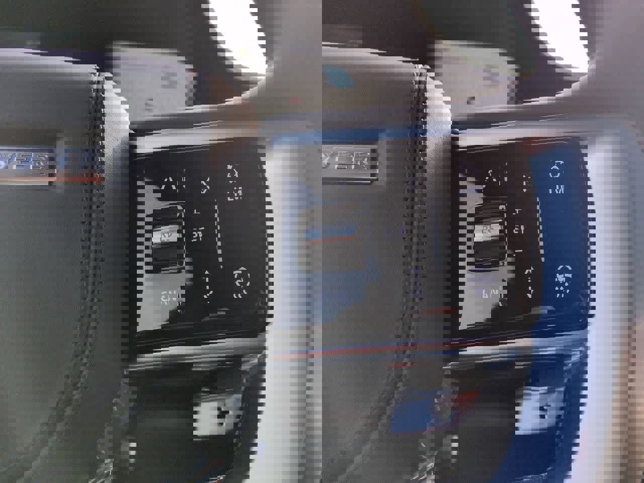 New 2026 Land Rover Range Rover SE image 26