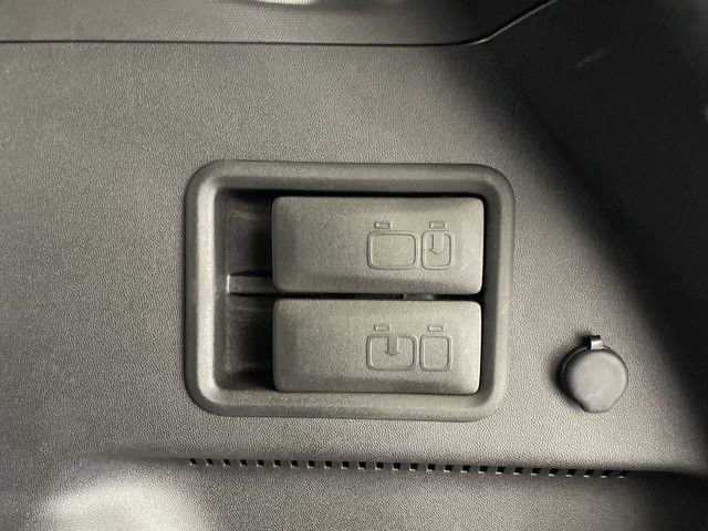 Used 2024 Chevrolet Equinox LT FWD image 26