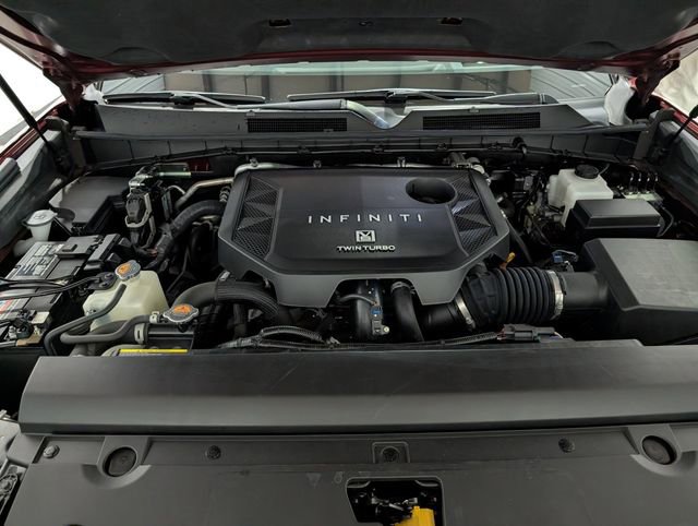 Used 2025 INFINITI QX80 Sensory image 32