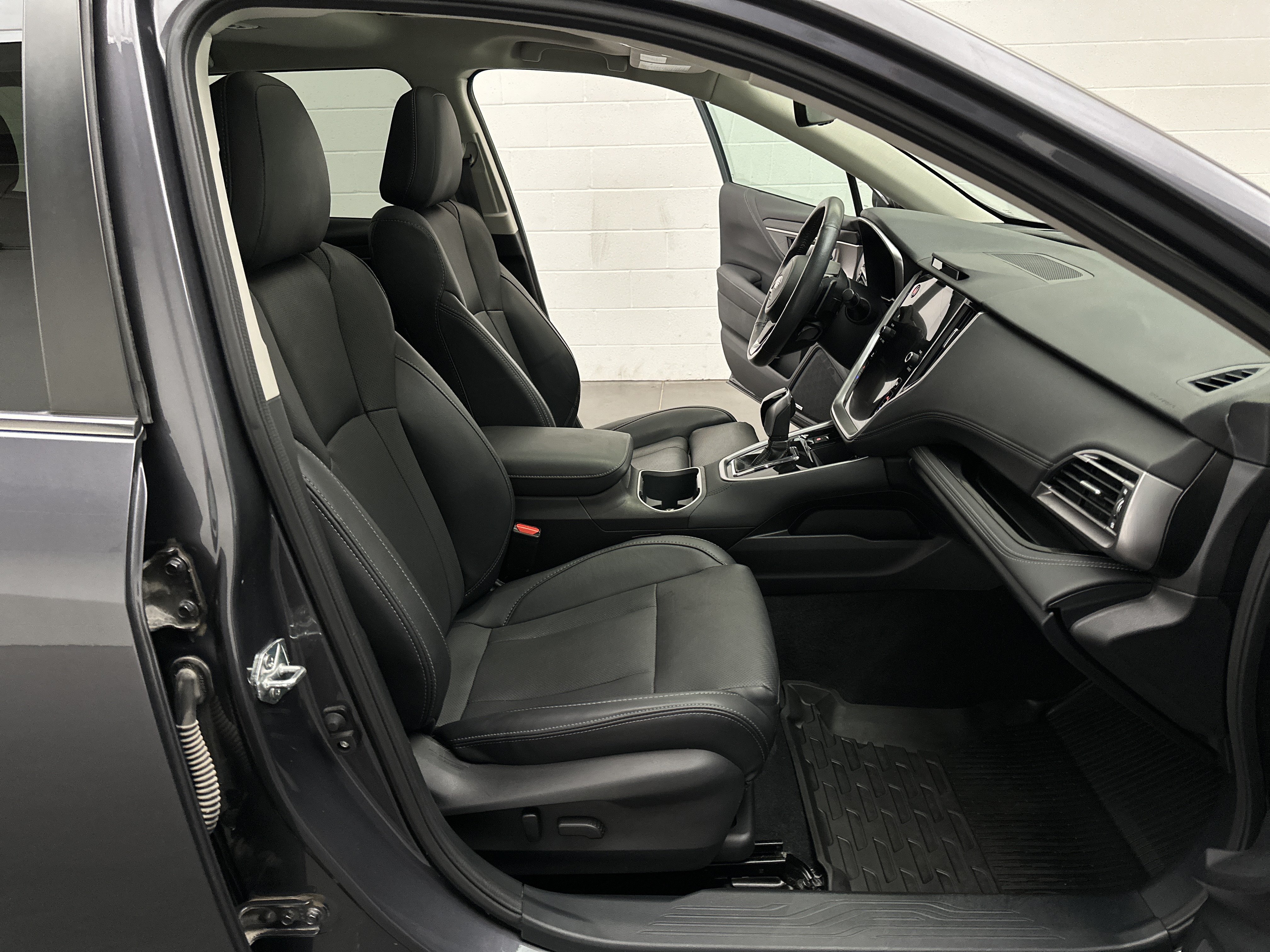 Used 2024 Subaru Outback Limited AWD/4WD image 22