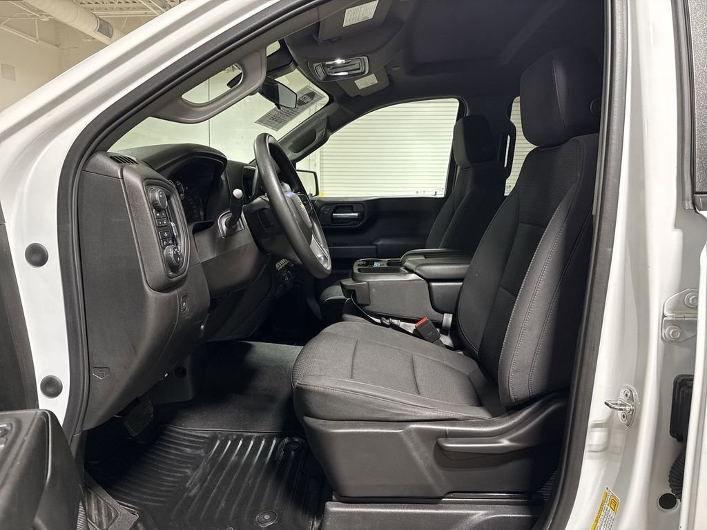 Used 2021 Chevrolet Silverado 1500 Custom w/ Safety Confidence Package AWD/4WD image 19
