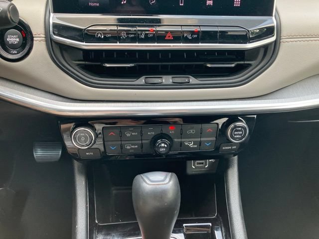 Used 2024 Jeep Compass Limited AWD/4WD image 14