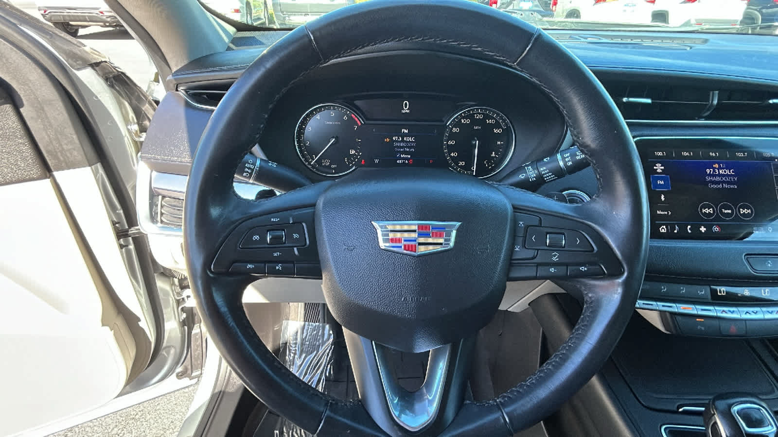 Used 2019 Cadillac XT4 Luxury FWD image 18