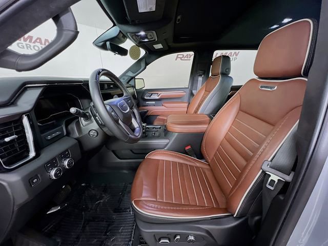 Used 2025 GMC Sierra 1500 Denali Ultimate image 10