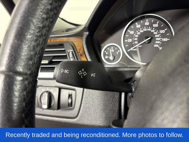 Used 2013 BMW 320i xDrive Sedan AWD/4WD image 29