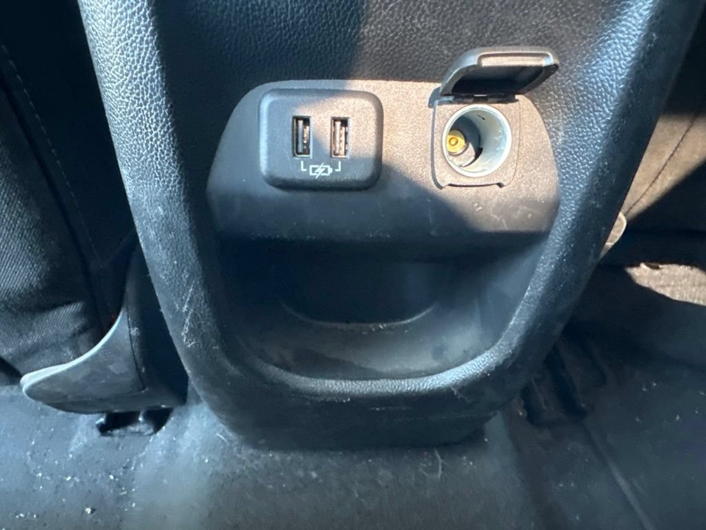 Used 2021 Chevrolet Colorado LT w/ LT Convenience Package RWD image 13