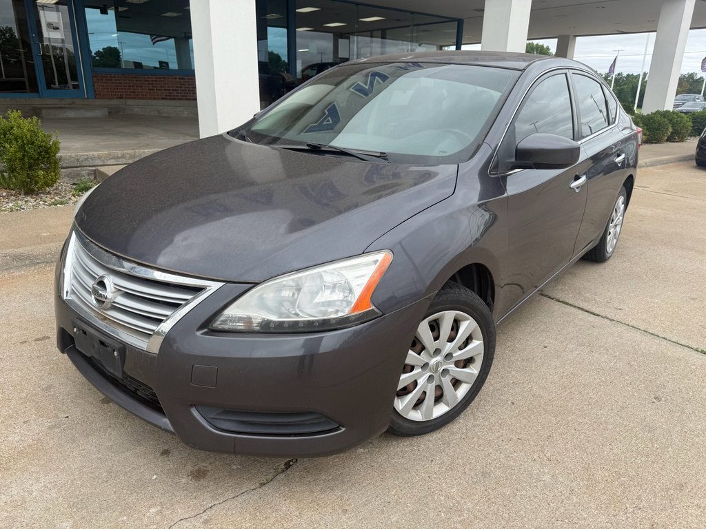 Used 2014 Nissan Sentra SV FWD image 2