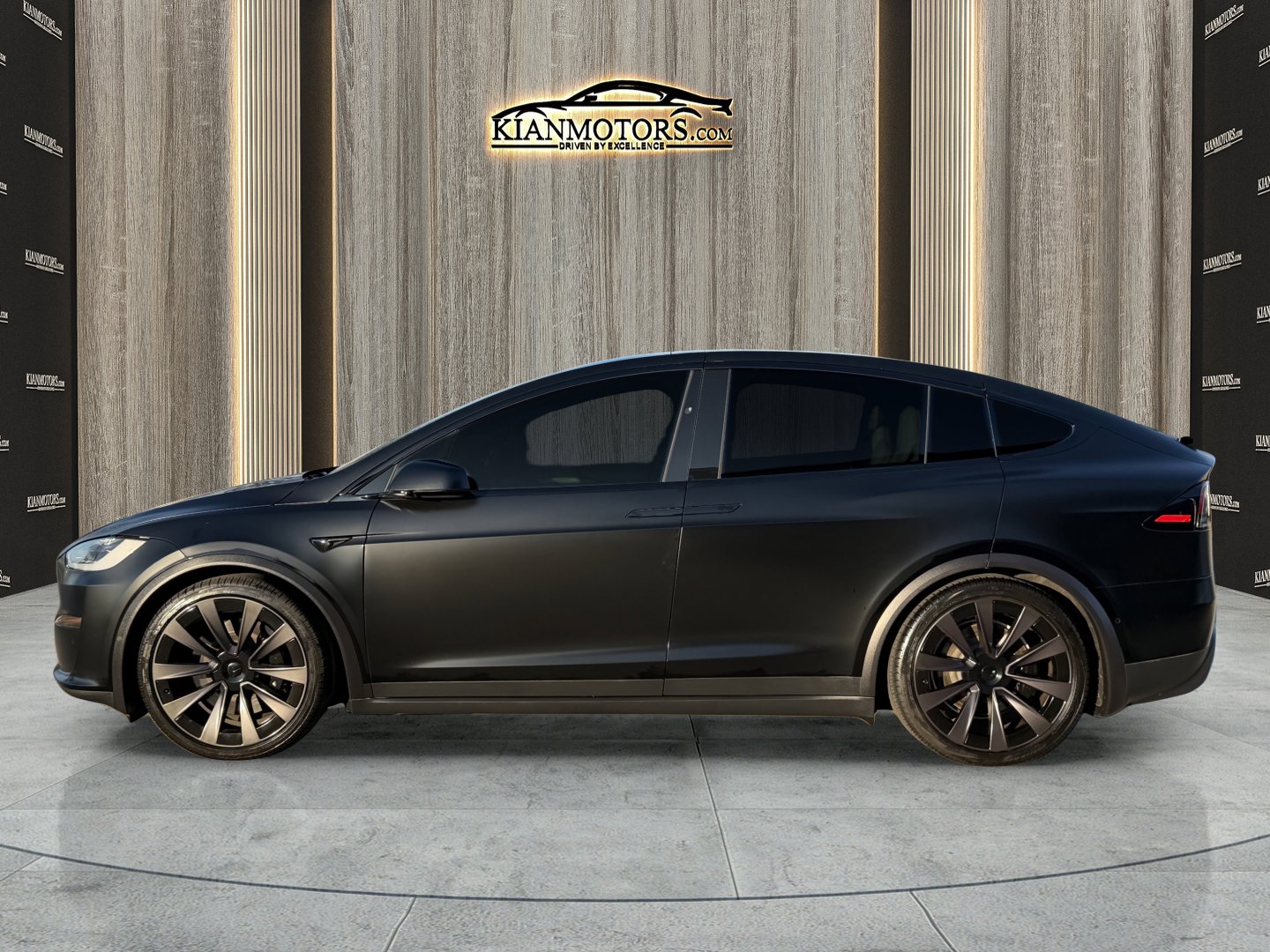 Used 2022 Tesla Model X image 6