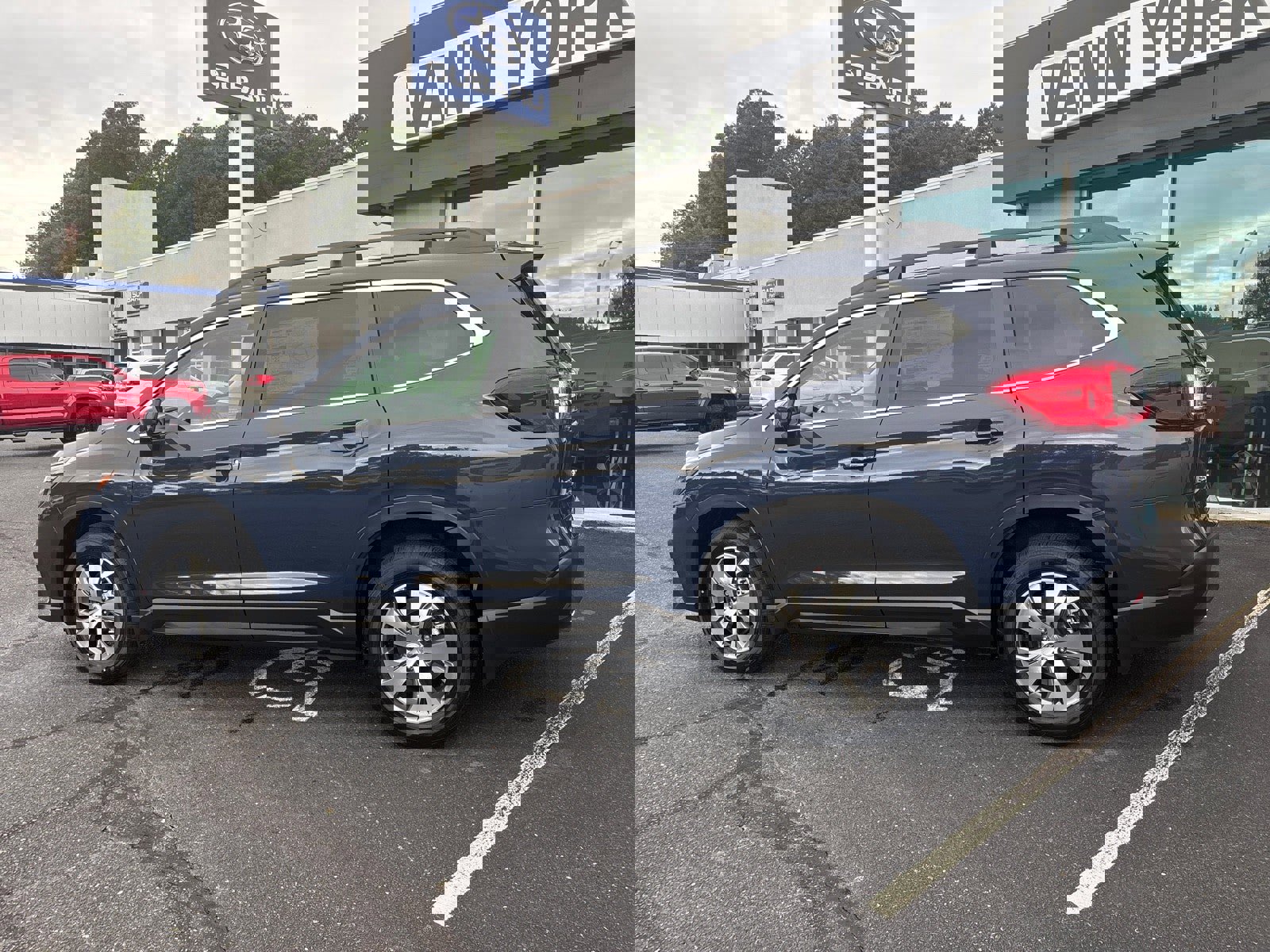 New 2025 Subaru Ascent Premium image 2