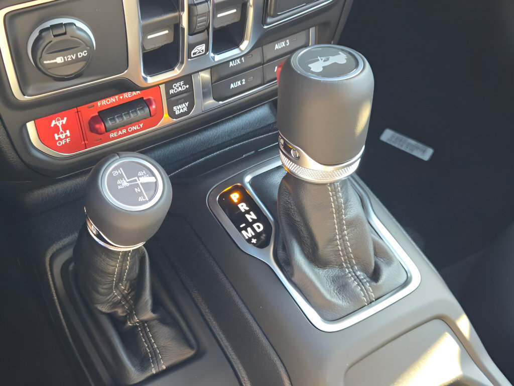 New 2027 Jeep Wrangler Unlimited Rubicon AWD/4WD image 33
