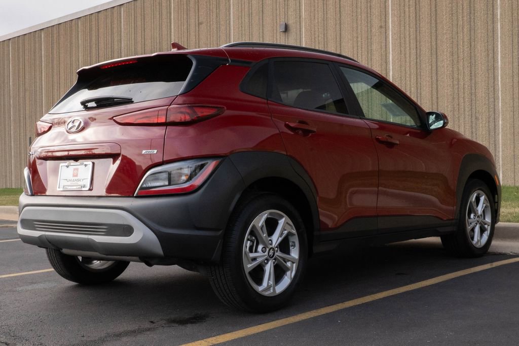 Used 2023 Hyundai Kona SEL image 9