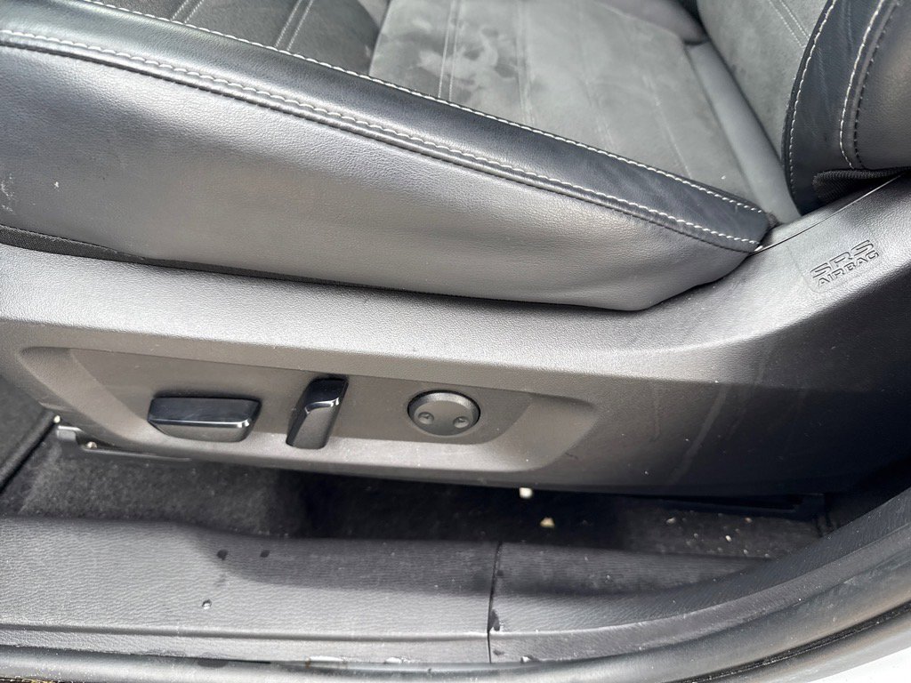 Used 2024 Mitsubishi Outlander SE image 16