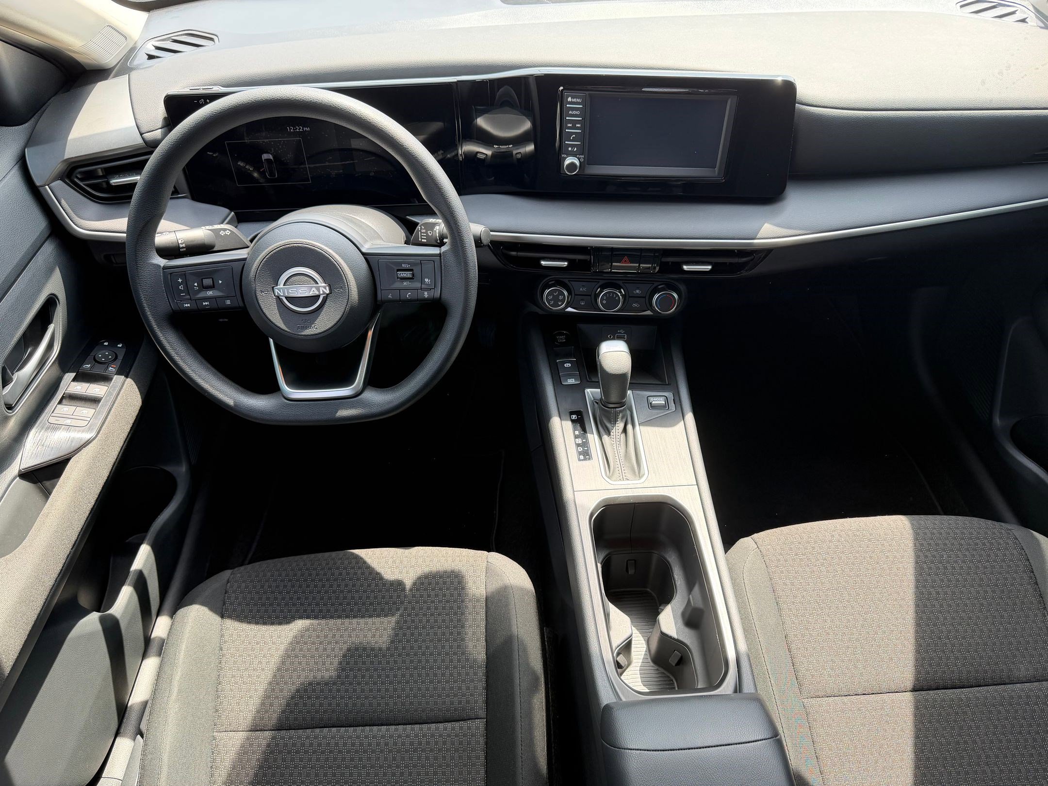 Certified 2025 Nissan Kicks S image 22
