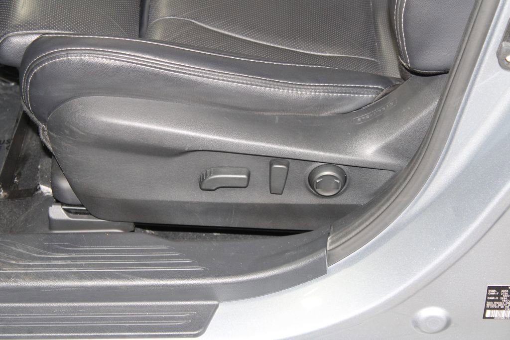 Used 2022 Subaru Outback Limited image 18