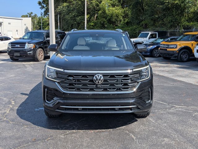 Used 2025 Volkswagen Atlas Cross Sport SEL Premium R-Line AWD/4WD image 3