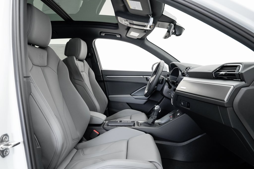 Certified 2024 Audi Q3 2.0T Premium image 26