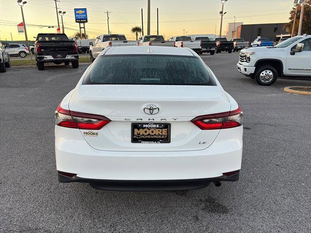 Used 2024 Toyota Camry LE FWD image 6