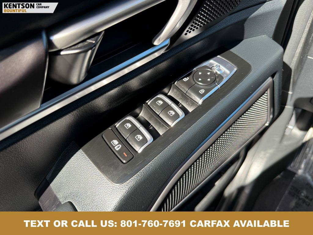 Used 2025 Kia Telluride S AWD/4WD image 22