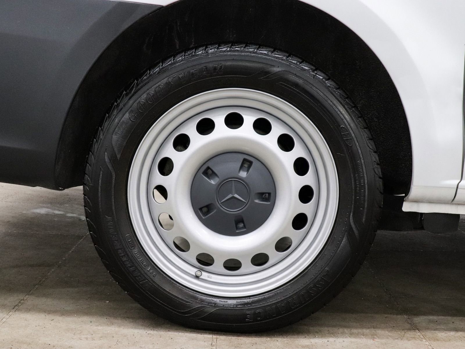 Used 2019 Mercedes-Benz Metris image 12