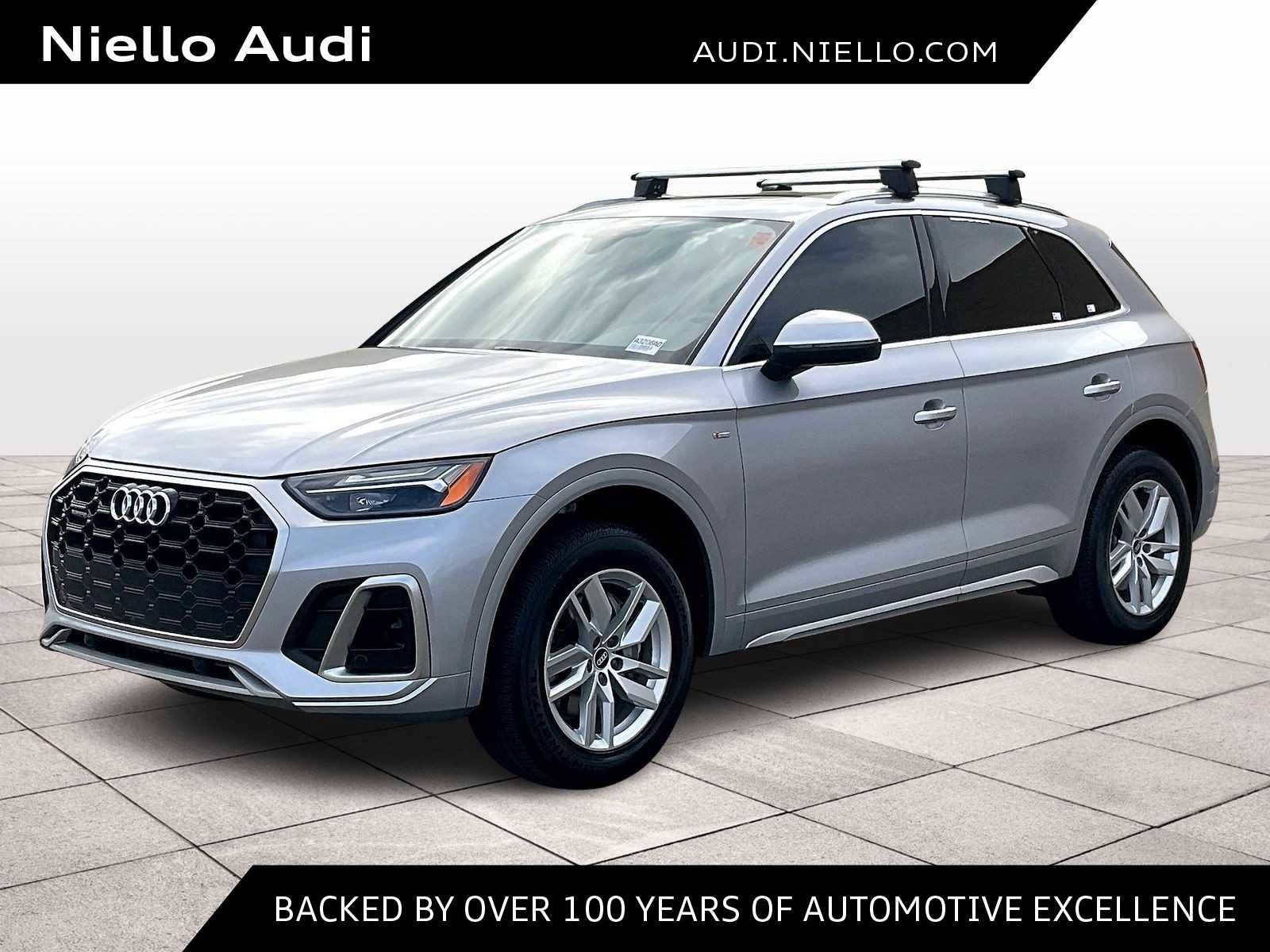 Used 2022 Audi Q5 2.0T Premium w/ Convenience Package AWD/4WD image 1