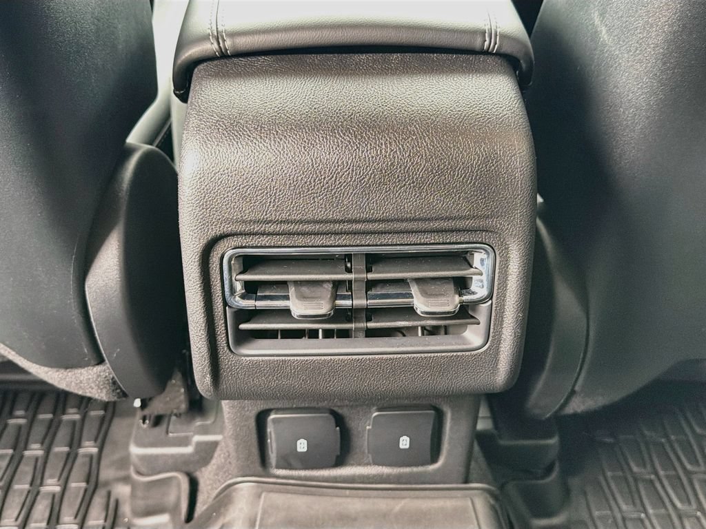 Used 2025 Lincoln Corsair AWD w/ Equipment Group 101A image 27