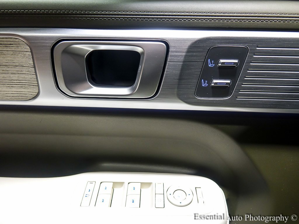 Used 2025 Hyundai Santa Fe Calligraphy image 31