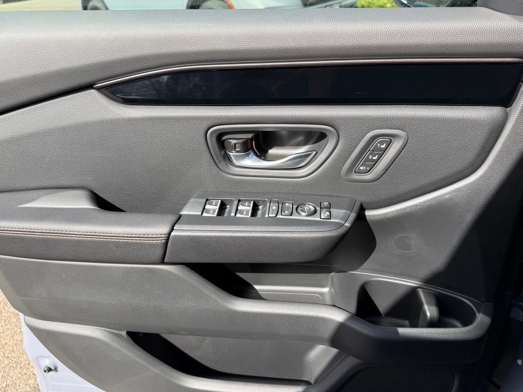 Certified 2026 Honda Pilot TrailSport image 31