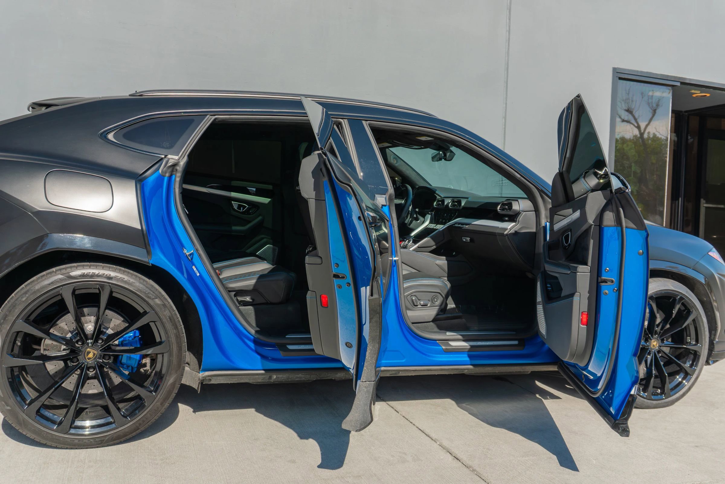 Used 2021 Lamborghini Urus image 56