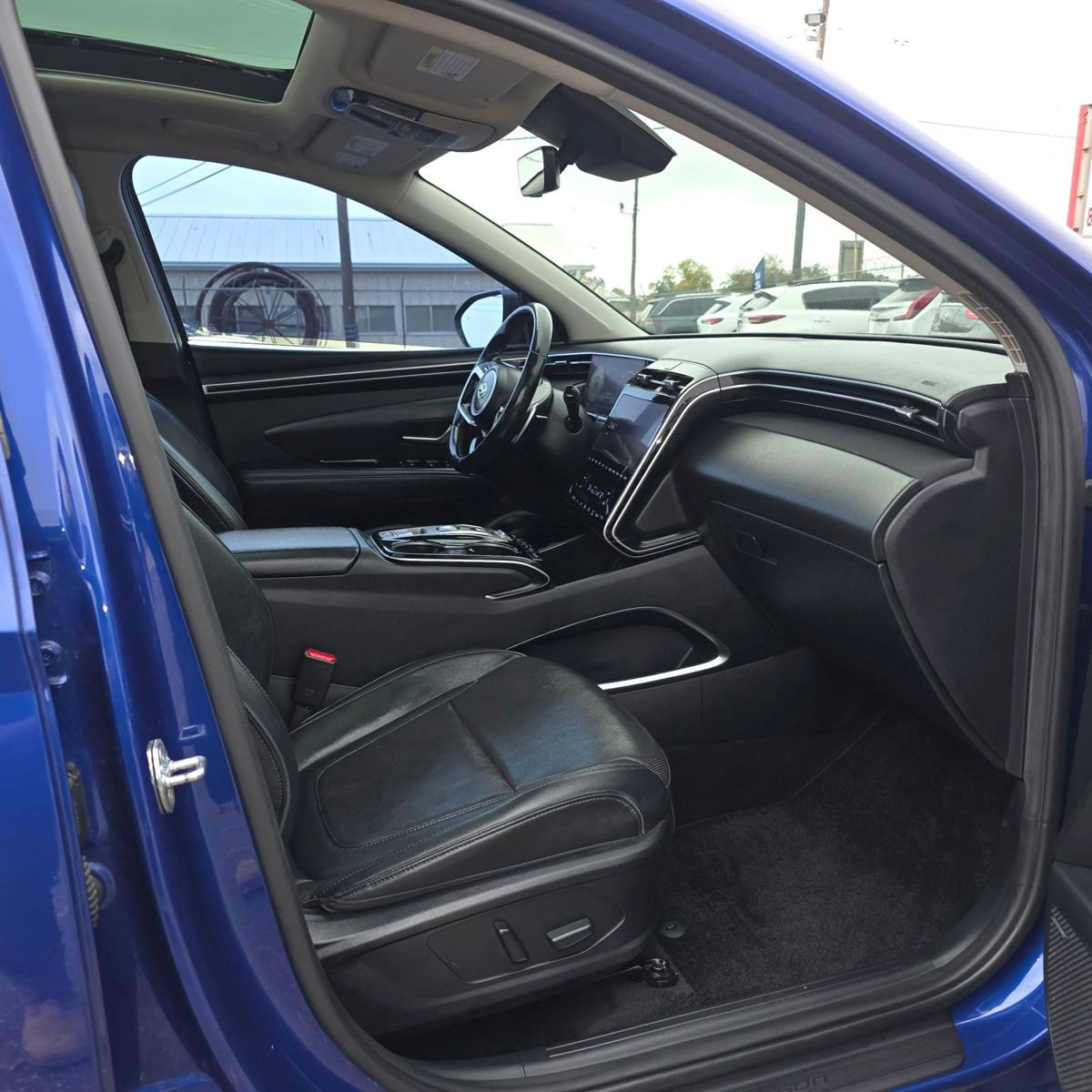 Used 2022 Hyundai Tucson Limited image 12