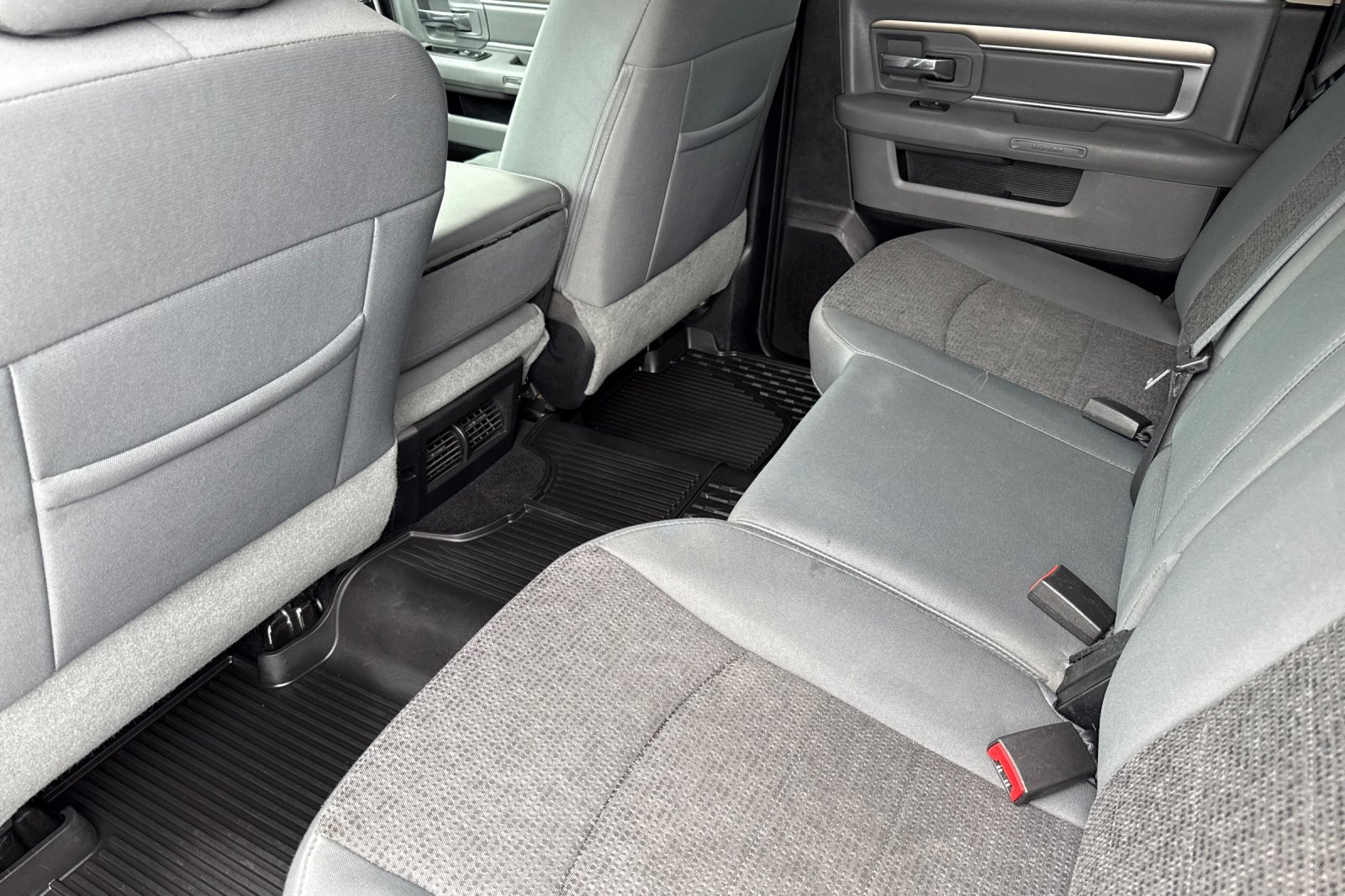 Used 2016 RAM 1500 Big Horn RWD image 12